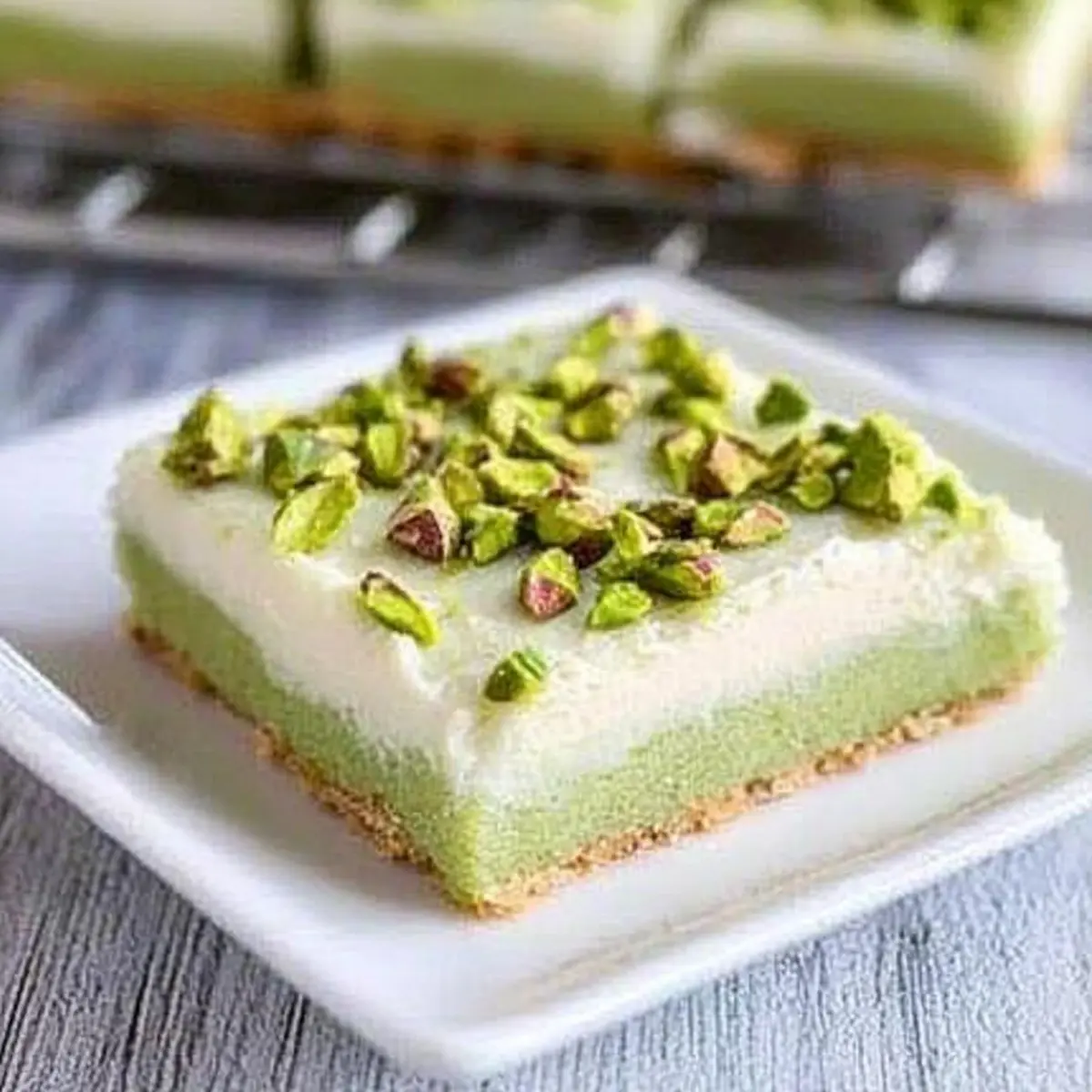 Pistachio Sugar Cookie Bars